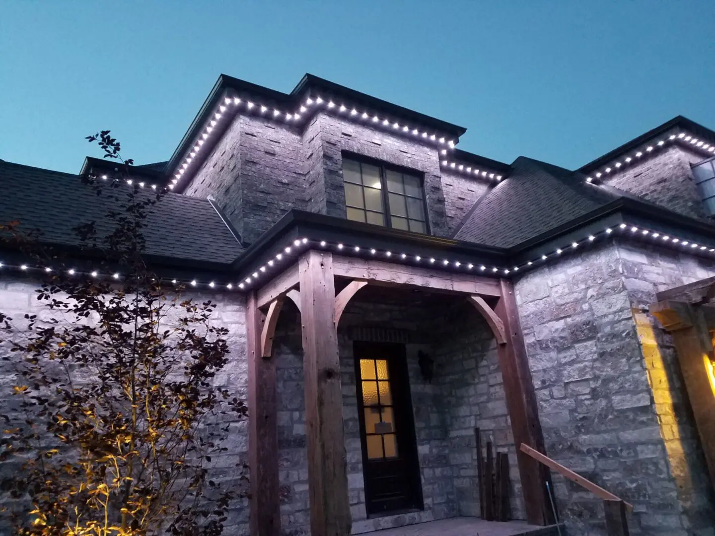 Lighting systems for the exterior of a home