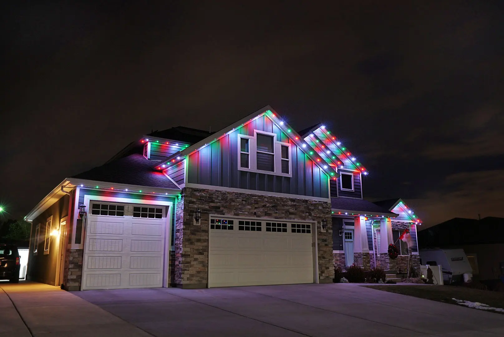 A beautiful lighting system for the holidays